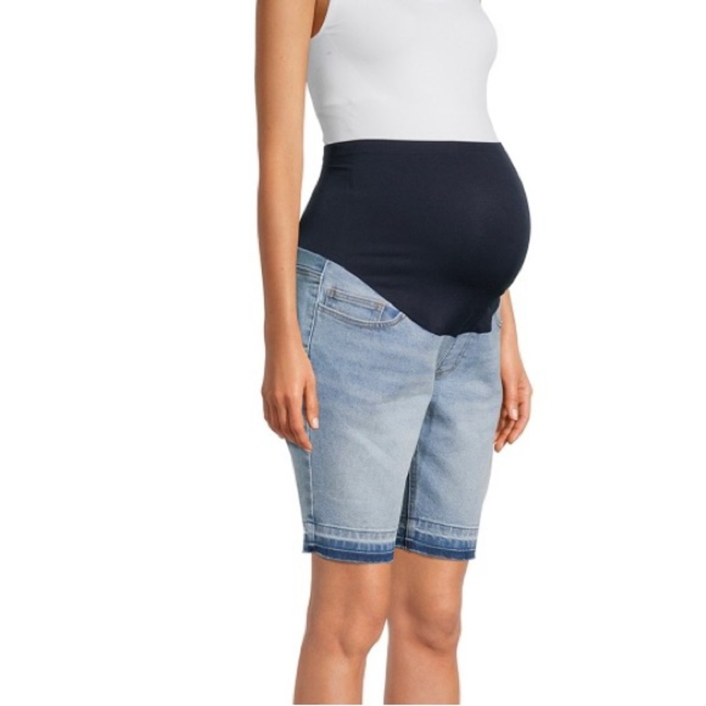 Time and Tru Maternity XL (18-20) Bermuda Pull-On Ltwash Stretch Denim Shorts